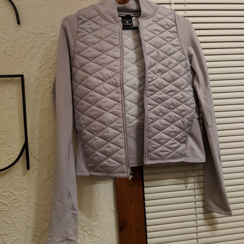 Nike aerolayer running jacket cropped